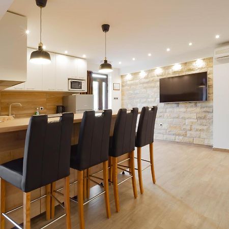 Apartments Marinici Rijeka - With Private Parking ภายนอก รูปภาพ