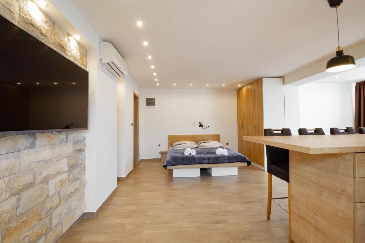 Apartments Marinici Rijeka - With Private Parking ภายนอก รูปภาพ